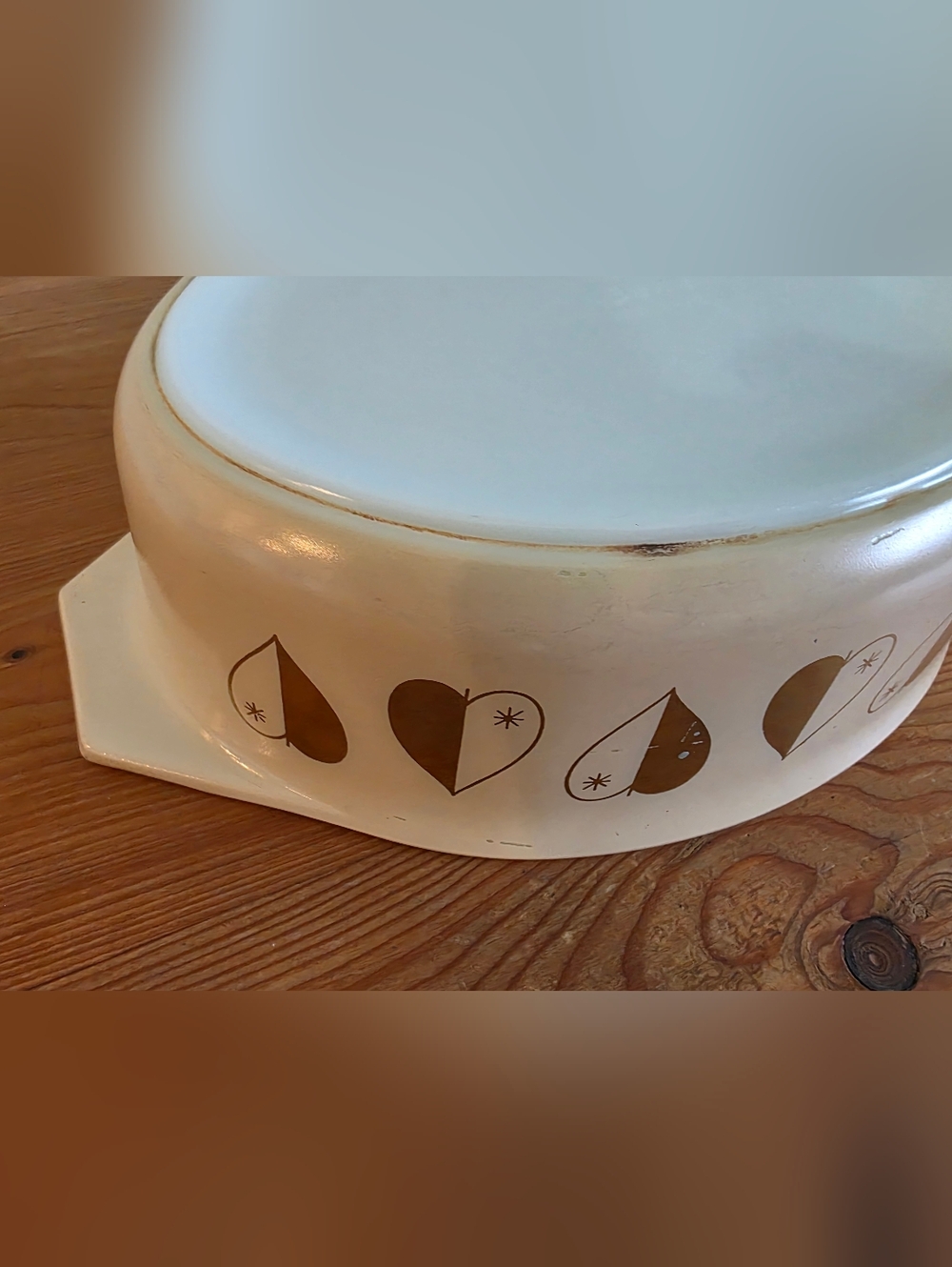 Vintage Pyrex Golden Hearts - Picture 6 of 8